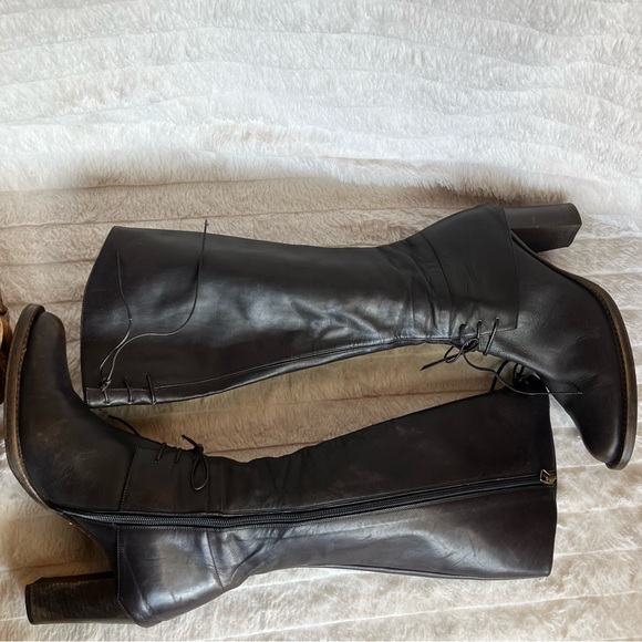 All Mine Italian Leather Boots - Picture 5 of 16